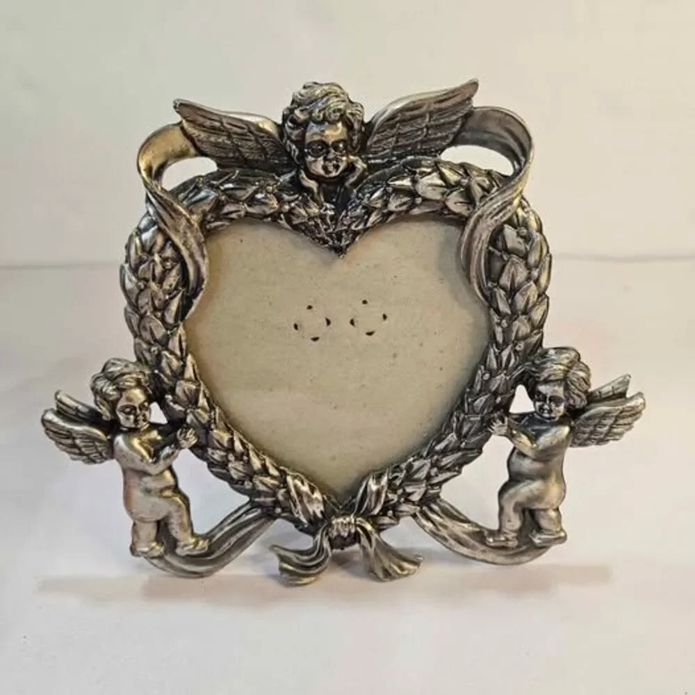 Vintage Silver Cherub Heart Picture Frame